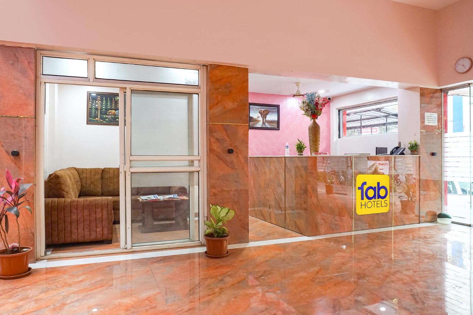 Fabhotel Rachana Residency - Nr Shivaji Nagar Metro Station Pune Dış mekan fotoğraf